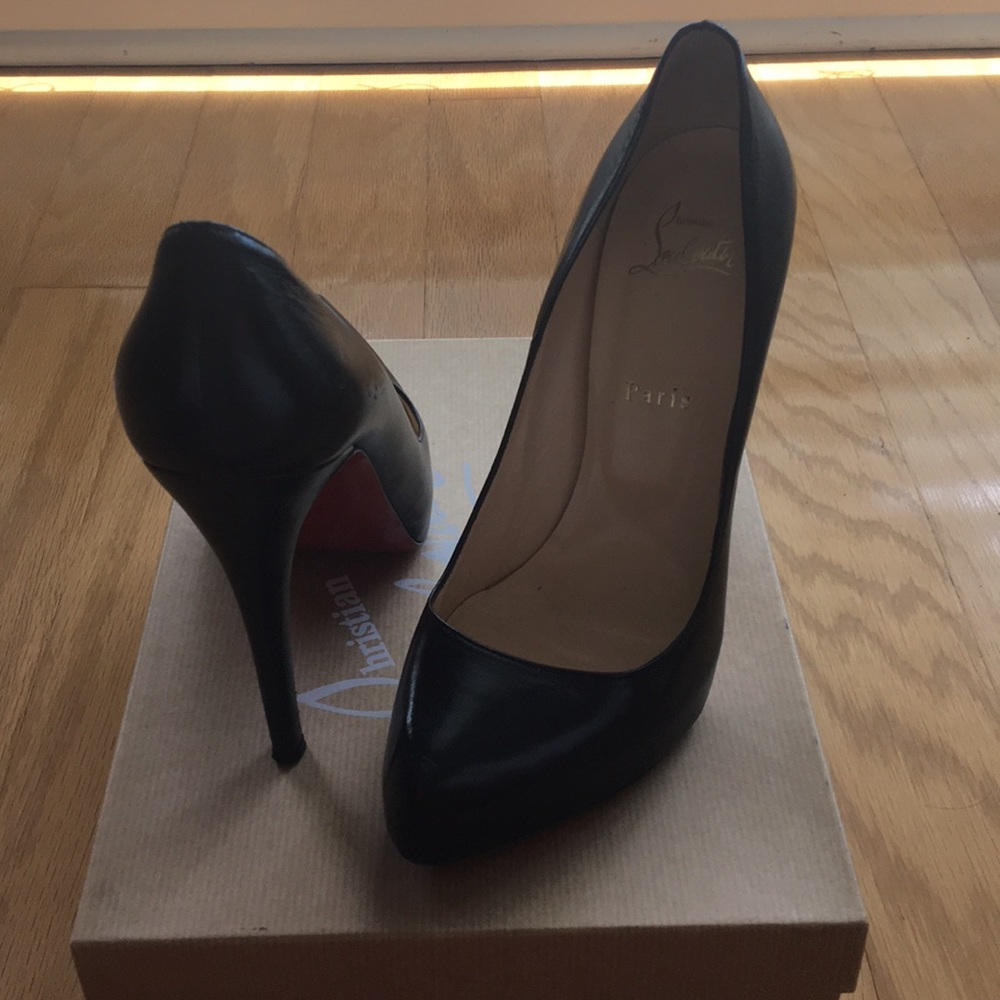 Christian Louboutin ROLANDO Heel 38.5 - Picture 4 of 8